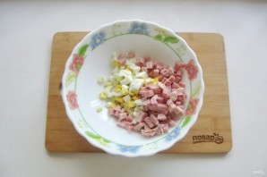 Салат с картошкой и ветчиной