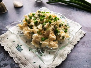 Салат с редькой и горошком