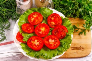 Салат с тунцом и яйцом пашот