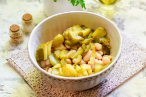 Салат "Василиса" с фасолью