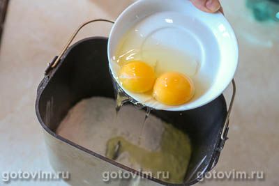 Сдобный белый хлеб с изюмом в роме Сдобный белый хлеб с изюмом в роме