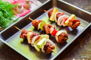 Шашлык с овощами в духовке Шашлык с овощами в духовке