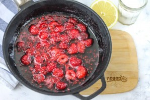 Штрудель с малиной