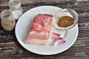 Соленое сало со специями Соленое сало со специями