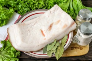 Соленое сало в пакете