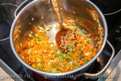 Суп минестроне с зеленым горошком