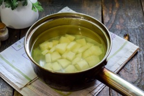 Суп с адыгейским сыром