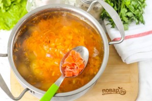 Суп с копченой форелью