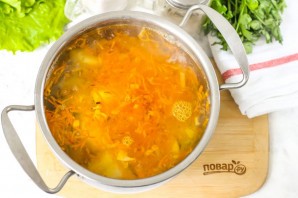 Суп с копченой форелью