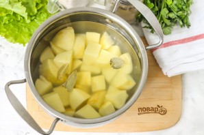 Суп с копченой форелью