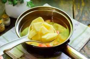 Суп с креветками и кальмарами