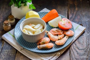 Суп с креветками и кальмарами