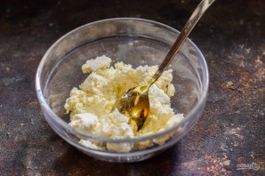 Сырники с грецкими орехами Сырники с грецкими орехами