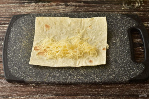 Трубочки из лаваша на завтрак