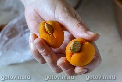 Абрикосовое варенье с миндалем Абрикосовое варенье с миндалем