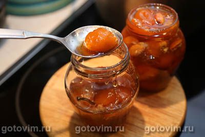 Абрикосовое варенье с миндалем Абрикосовое варенье с миндалем