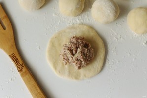 Беляши с бараниной