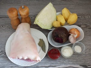 Борщ из свиной рульки