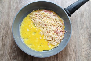 Бризоль с сосиской и сыром