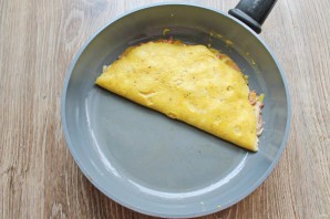 Бризоль с сосиской и сыром