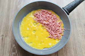 Бризоль с сосиской и сыром