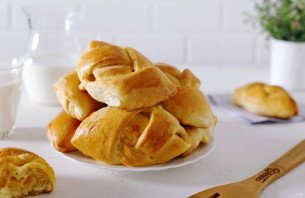 Булочки с курицей и сыром