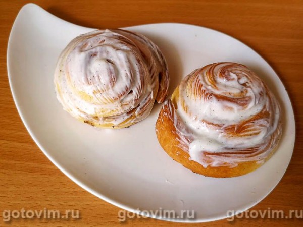 Булочки «улитки» с сахаром, корицей и творожной заливкой Булочки «улитки» с сахаром, корицей и творожной заливкой