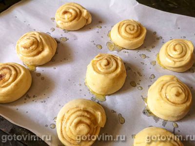 Булочки «улитки» с сахаром, корицей и творожной заливкой Булочки «улитки» с сахаром, корицей и творожной заливкой