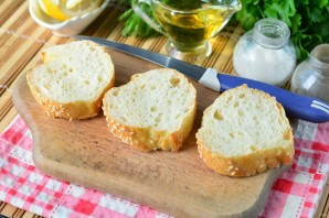 Бутерброды с авокадо и чесноком