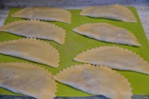 Чебуреки из говядины