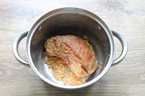 Говядина в клюквенном соусе