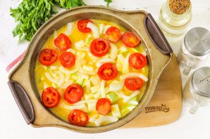 Яичная запеканка с овощами в духовке