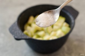 Кабачковая икра с мятой