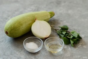 Кабачковая икра с мятой