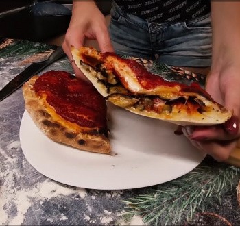 Как приготовить пиццу в домашних условиях. Рецепт кальцоне! Как приготовить пиццу в домашних условиях. Рецепт кальцоне!