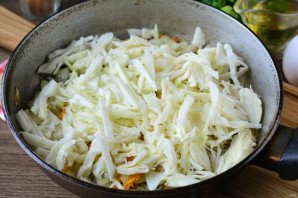 Капустная запеканка на кефире в духовке