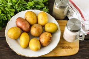 Картошка печеная в золе