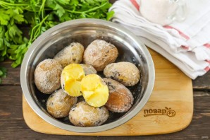 Картошка печеная в золе