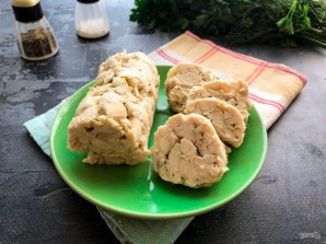 Колбаса из куриной грудки в фольге Колбаса из куриной грудки в фольге