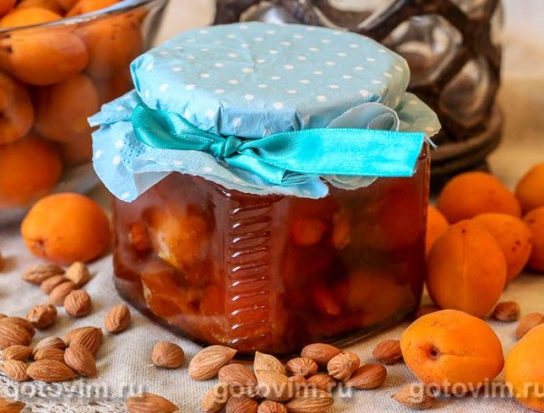 Королевское варенье из абрикосов (с косточками) Королевское варенье из абрикосов (с косточками)
