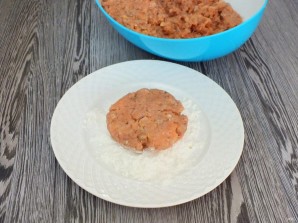 Котлеты из горбуши с капустой