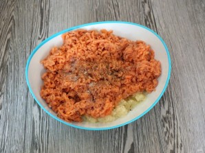 Котлеты из горбуши с капустой