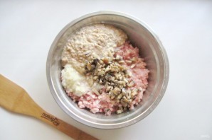 Котлеты из свинины с грибами