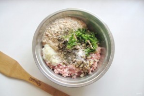 Котлеты из свинины с грибами