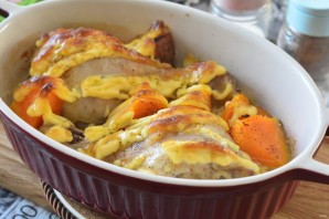 Куриные ножки с тыквой в духовке