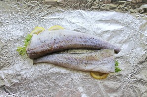 Минтай с лимоном в духовке