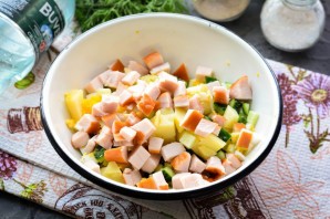 Окрошка на кефире и минералке с курицей Окрошка на кефире и минералке с курицей