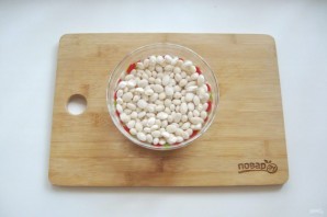 Паштет из фасоли с чесноком