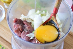 Печеночные оладьи с капустой