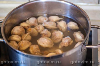 Пельмени с лисичками и беконом Пельмени с лисичками и беконом